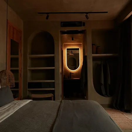 @before Sunset Szálloda *