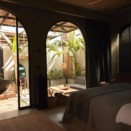 @before Sunset Szálloda