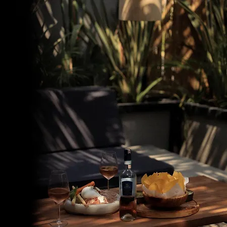 @before Sunset Szálloda *