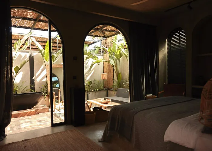 @before Sunset ホテル