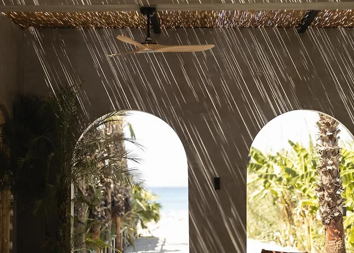 @before Sunset ホテル Çeşme