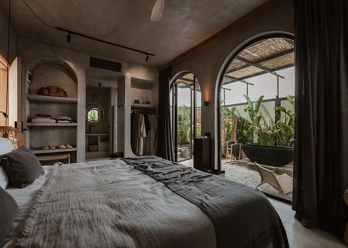 @before Sunset ホテル